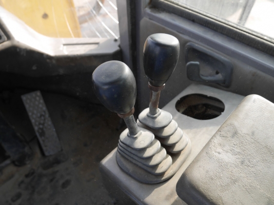 ขายรถตัก TCM L40