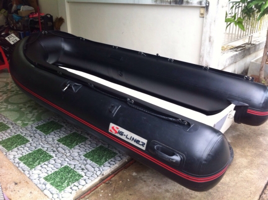 ขายเรือยาง 330 สภาพสวย พร้อมเครื่อง tohatsu 15 และ gps