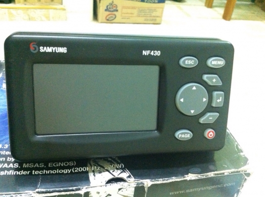 ขายเรือยาง 330 สภาพสวย พร้อมเครื่อง tohatsu 15 และ gps