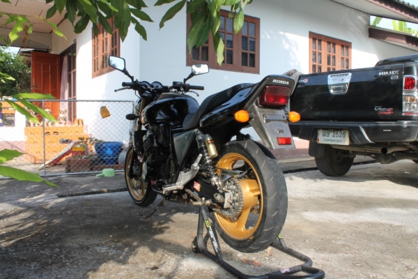 cb400 อินวอย สพม.แท้ ของแต่งตรึม cb400 อินวอย สพม.แท้ ของแต่งตรึม