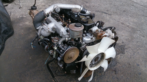 ขายเครื่องยนต์ดีเซลเทอร์โบนิสสัน 2700 มีเลข