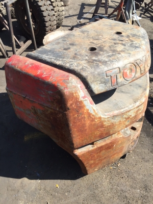 ขายด่วนoyota รุ่น 8 ปี 2007 ขนาด 3 ตัน อะไหล่ทุกชิ้นใช้งานได้ปกติ