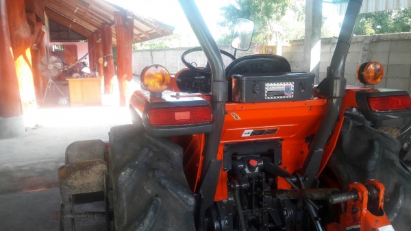 คูโบต้าL3608อุปกรณ์ครบ 4 อย่าง 2250 ชมเล่มพร้อม    285000