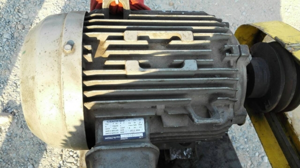 Sell> ขายเครื่องม้วนเหล็กแผ่น หน้ากว้าง 6 ฟุต ( 1.80 เมตร ) มอเตอร์ 3 เฟส พร้อมใช้งานครับ