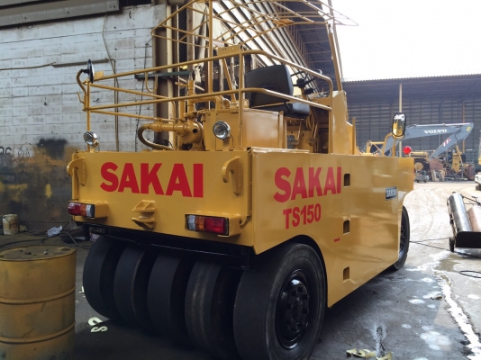 ขายด่วนรถบดล้อยาง9ล้อSAKAI TS150 เก่าญี่ปุ่น พร้อมใช้งาน ขายด่วนรถบดล้อยาง9ล้อSAKAI TS150 เก่าญี่ปุ่น พร้อมใช้งาน