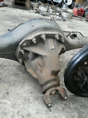 ขายเสื้อเพลาเฟืองท้าย โคโลราโด้ ปี2012