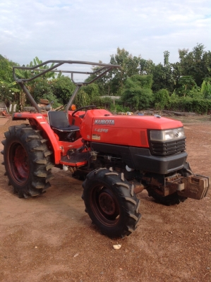 แทรกเตอร์คูโบต้า 4508 สภาพดีสีเดิมทั้งคัน หรือจะให้ทำสีให้ด้วยก็ได้