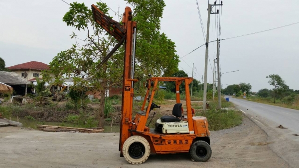 ขายด่วน115000รถยก TOYOTA 4FGยก2.0ตันเสาสูง3เมตรงากะดกได้ยางตันรถนอกนำเข้ายังไม่เคยใช้งานในเมืองไทยเลย ขายด่วน115000รถยก TOYOTA 4FGยก2.0ตันเสาสูง3เมตรงากะดกได้ยางตันรถนอกนำเข้ายังไม่เคยใช้งานในเมืองไทยเลย