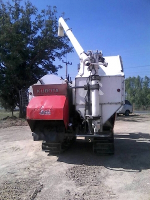 ขายรถเกี่ยวข้าว KUBOTA DC95GM พร้อมเทรลเลอร์ ปี53 ใช้งานน้อย1650ชม. สภาพพร้อมใช้งาน เอกสารพร้อมโอน สนใจโทร 090-8588220คุณนะ 093-3258446คุณบิว หรือเข้าดูสินค้าอื่นๆได้ที่ www.truck.in.th/498 หรือเพจFacebook ณรงค์ ซื้อขายรถมือสอง (เว็บไซต์ส่วนตัว) หรือFaceb