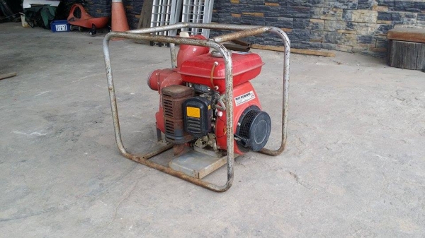 ปั๊มนำ้เก่าญี่ปุ่น MITSUBISHI  รุ่น G510P ขนาด 3.5 แรง สภาพดี เครื่องพร้อมใช้งาน