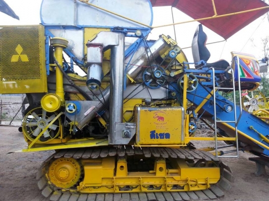 ขายรถเกี่ยวข้าว อุ้ม2.5ตัน เครื่อง225เทอร์โบ ตัวเดิน12 สภาพพร้อมใช้งาน สนใจโทร 090-8588220คุณนะ 093-3258446คุณบิว หรือเข้าดูสินค้าอื่นๆได้ที่ www.truck.in.th/498 หรือเพจFacebook ณรงค์ ซื้อขายรถมือสอง (เว็บไซต์ส่วนตัว) หรือFacebook อู่ คุณนะ