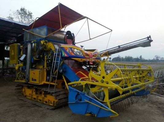 ขายรถเกี่ยวข้าว อุ้ม2.5ตัน เครื่อง225เทอร์โบ ตัวเดิน12 สภาพพร้อมใช้งาน สนใจโทร 090-8588220คุณนะ 093-3258446คุณบิว หรือเข้าดูสินค้าอื่นๆได้ที่ www.truck.in.th/498 หรือเพจFacebook ณรงค์ ซื้อขายรถมือสอง (เว็บไซต์ส่วนตัว) หรือFacebook อู่ คุณนะ