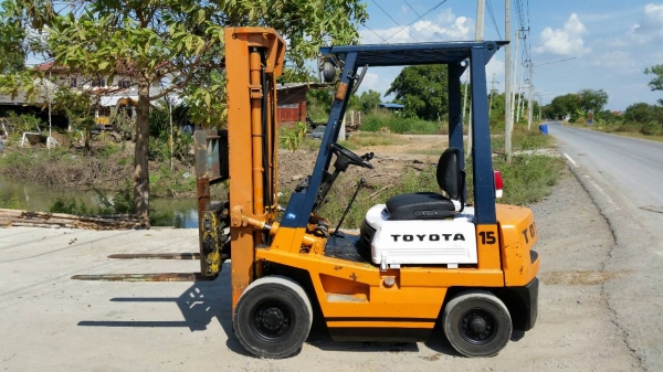 ขายด่วนรถยก TOYOTA 4FGยก1.5ตันเสาสูง5เมตรทูฟรีงาสไลย์ได้ยางตัน4เส้นสวยๆรถนอกยังไม่เคยใช้งานในเมืองไทยเลย=รุ่นใหม่ขายถูกๆๆ