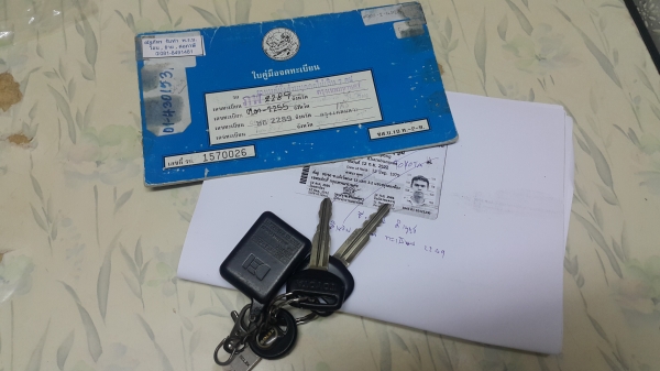 ขายสปอร์ตไรเดอร์ ปี 2000 เกียร์ออโต้ เครื่อง 1J VVTI เทอร์โบ เครื่องเกียร์สมบูรณ์มาก นิ่งเงียบ แก๊สหัวฉีด LPG สุดประหยัด 118,000 บาท ติดต่อคุณเอ๋ 092-6356419