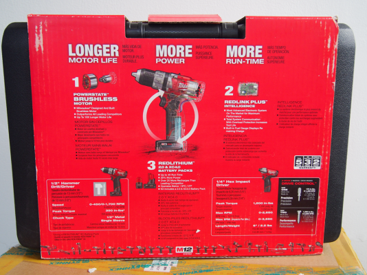 ชุดสว่านไร้สายมอเตอร์ไร้แปรงถ่านตัวเล็ก 12V Milwaukee 2597-22 มีสว่านกระแทกและสว่านไขควง ชุดสว่านไร้สายมอเตอร์ไร้แปรงถ่านตัวเล็ก 12V Milwaukee 2597-22 มีสว่านกระแทกและสว่านไขควง