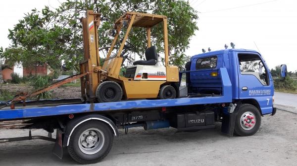 ขายด่วนรถยกKOMATSU FG15-15ยก1.5ตันยกสูง3เมตรยางตัน4เส้นรถนอกนำเข้ายังไม่เคยใช้งานในเมืองไทยเลย=รุ่นใหม่ขายถูกๆๆ