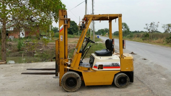 ขายด่วนรถยกKOMATSU FG15-15ยก1.5ตันยกสูง3เมตรยางตัน4เส้นรถนอกนำเข้ายังไม่เคยใช้งานในเมืองไทยเลย=รุ่นใหม่ขายถูกๆๆ