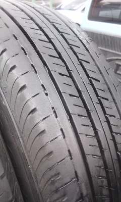 Bridgestone R611 205/70/15 ปี 12-13