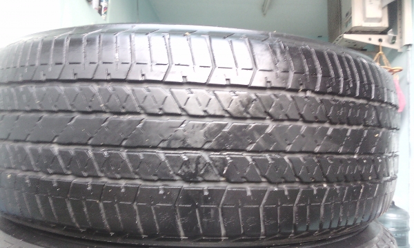 Bridgestone  255/60/18ปี 11