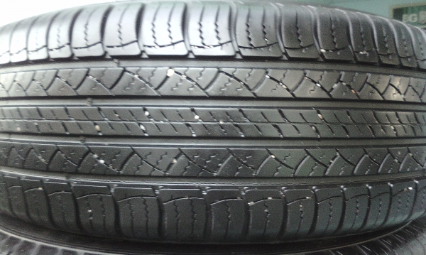 ขายยาง Michelin 225/65/17 ปี 11