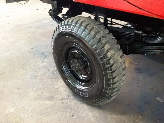 ขายรถอีแต๋น  เครื่องสี่สูบ ดั้ม มีเกียร์กลาง เพลารอยคัดชีหน้า5 สวยๆเดิมๆ พร้อมไช้งาน  ขายใน  ราคา195000บาท รถอยู่วังบัว คลองขลุง กำแพงเพชร    สนใจสอบุถามได้ที่081 3655997 อำพร  พาเจริญ  ราคาต่อรองได้อีกนะครับ