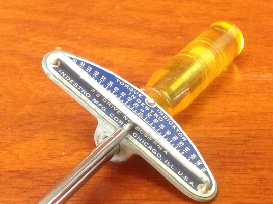 ขายประแจปอนด์ VINTAGE INDESTRO MFG.CORP CHICAGO, ILL ขนาด 3/8 แรงบิด 200 ฟุตปอนด์