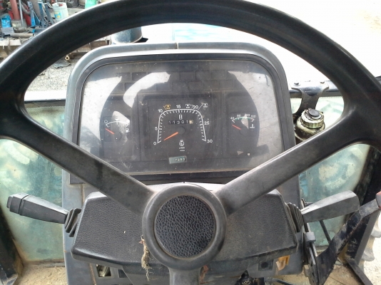 ขายฟอดร์ 6640 สองเพาคาราโร่ เกียร 12&times;12 ธรรมดา เล่มทะเบืยนพร้อมใช้