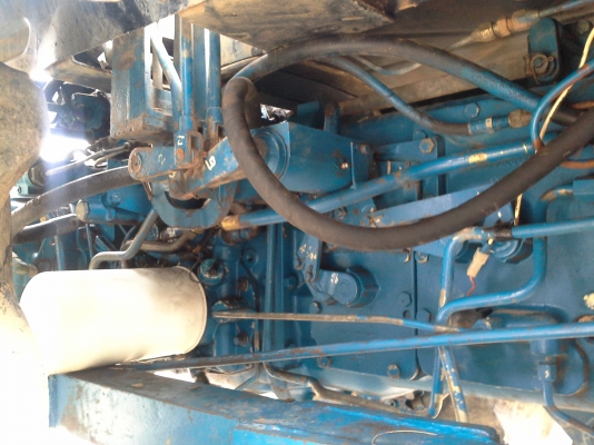 ขายฟอดร์ 6640 สองเพาคาราโร่ เกียร 12&times;12 ธรรมดา เล่มทะเบืยนพร้อมใช้