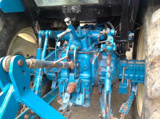 ขายฟอดร์ 6640 สองเพาคาราโร่ เกียร 12&times;12 ธรรมดา เล่มทะเบืยนพร้อมใช้