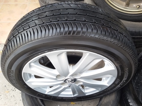 ขายล้อแม็กTOYOTA New VIOS พร้อมยาง ปี3513 4 ล้อ ขายล้อแม็กTOYOTA New VIOS พร้อมยาง ปี3513 4 ล้อ