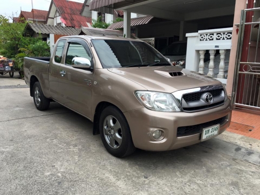 10 Toyota Vigo 2.5 E smartcab