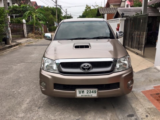 10 Toyota Vigo 2.5 E smartcab 10 Toyota Vigo 2.5 E smartcab