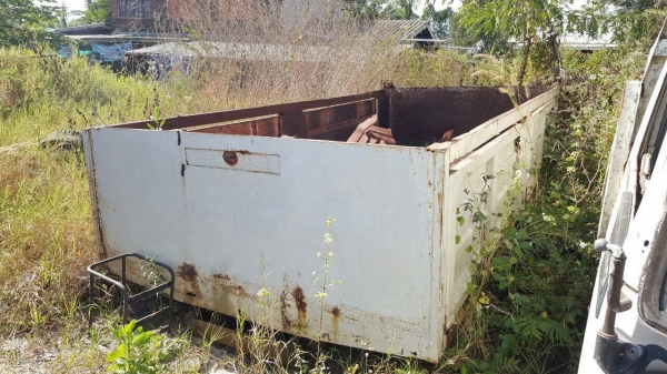 ขาย 10 ล้อ 2 เพลา ISUZU จัมโบ้ วางเครื่อง 270 แรงม้า วางหัว ROCKY ช่วงล่างใหญ่แล้ว มีกระบะดั้มให้ด้วย ทะเบียนครบพร้อมโอน