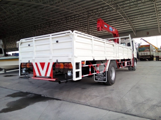 6 ล้อกกะบะติดเครน 5 ตัน 5 ปลอก ยี่ห้อ HINO รุ่น เมก้า 212 แรงม้า 6 ล้อกกะบะติดเครน 5 ตัน 5 ปลอก ยี่ห้อ HINO รุ่น เมก้า 212 แรงม้า