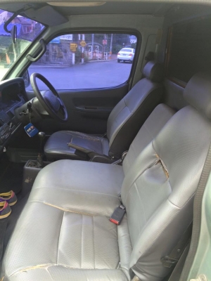 ขายรถตู้ Toyota Hiace 3.0 ปี 2002 สีเหลืองเครื่อง5L ดีเซล 3000cc เกียร์ธรรมดา พร้อมล้อMax ขอบ17&quot; สภาพดี เครื่องดี ใช้งานอยู่ทุกวัน  ขาย 135,000 บาท