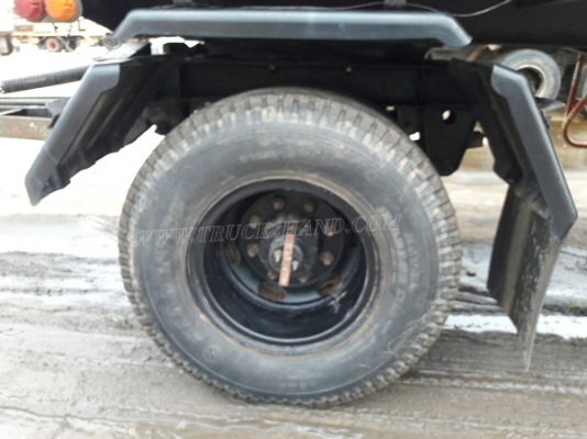 หางคอกสูง กว้าง 2.50 เมตร ยาว 6 เมตร เพาเหลี่ยม (หน้า-หลัง)