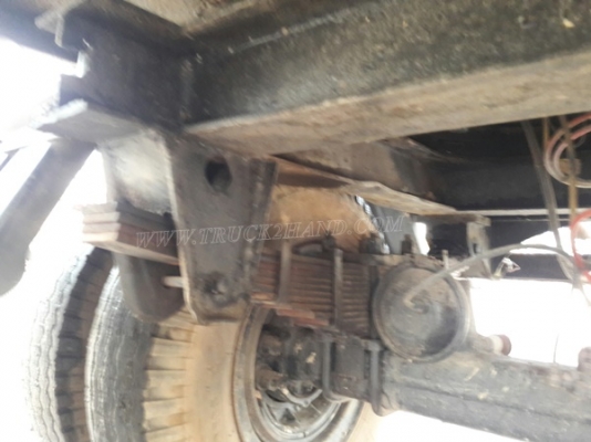 หางคอกสูง กว้าง 2.50 เมตร ยาว 6 เมตร เพาเหลี่ยม (หน้า-หลัง)