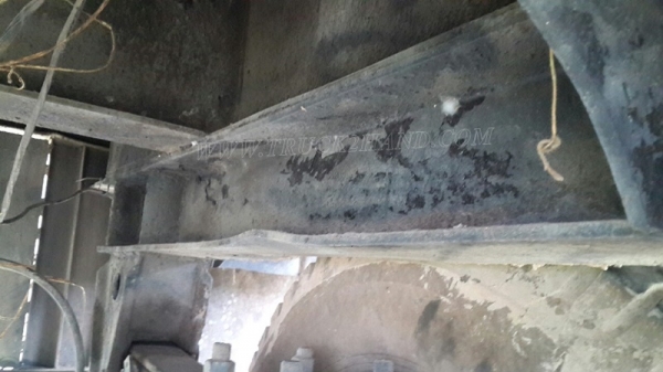 หางคอกสูง กว้าง 2.50 เมตร ยาว 6 เมตร เพาเหลี่ยม (หน้า-หลัง)