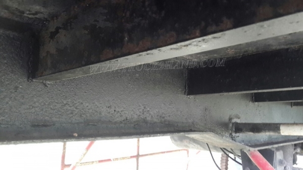 หางคอกสูง กว้าง 2.50 เมตร ยาว 6 เมตร เพาเหลี่ยม (หน้า-หลัง)