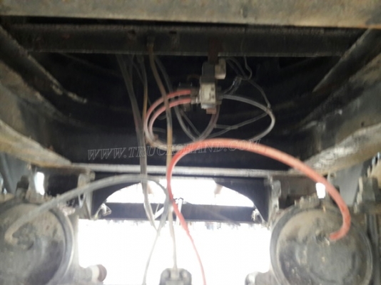 หางคอกสูง กว้าง 2.50 เมตร ยาว 6 เมตร เพาเหลี่ยม (หน้า-หลัง)