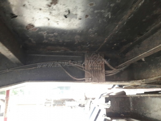 หางคอกสูง กว้าง 2.50 เมตร ยาว 6 เมตร เพาเหลี่ยม (หน้า-หลัง)