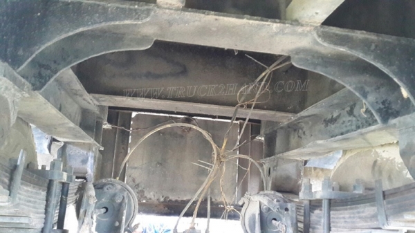 หางคอกสูง กว้าง 2.50 เมตร ยาว 6 เมตร เพาเหลี่ยม (หน้า-หลัง)