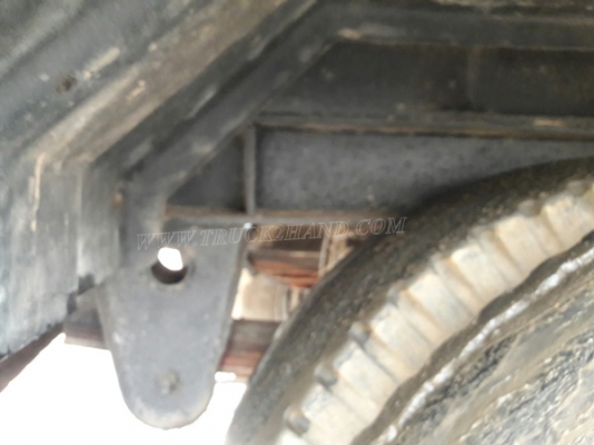 หางคอกสูง กว้าง 2.50 เมตร ยาว 6 เมตร เพาเหลี่ยม (หน้า-หลัง)