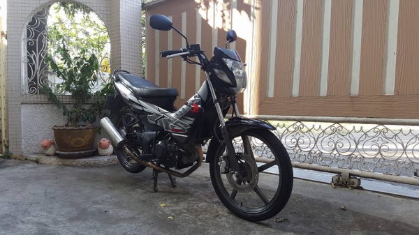 ขออนุญาติขาย HONDA SONIC NEW 125 รุ่นสุดท้าย ตัว TOP ล้อแม็กแท้ สตาร์ทมือ