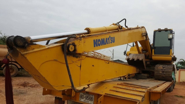 Komatsu pc200-8 บูมยาว+บูมสั้น