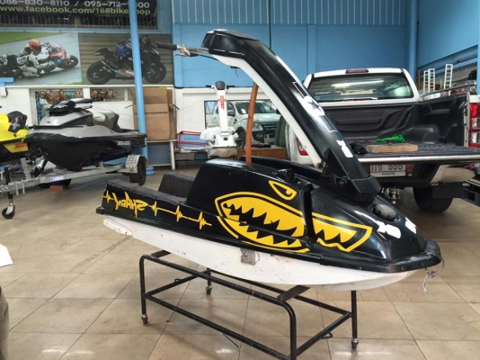 เจ็ทยืน ดำ kawasaki 550 เครื่องหลีดสภาพพร้อมเล่นจบๆเพียง 20,000 บ.