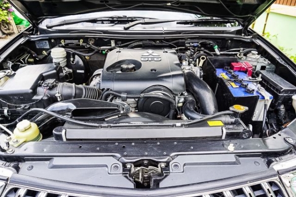 ขาย 2013 Mitsubishi Pajero Sport GT 2.5AT เกียร์ออโต้ดีเซลรุ่นTOPสุดวิ่งน้อย สภาพสวยมากไม่มีชนไม่เคยทำสีล้านเปอร์เซ็นถูกๆด่วน ขาย 2013 Mitsubishi Pajero Sport GT 2.5AT เกียร์ออโต้ดีเซลรุ่นTOPสุดวิ่งน้อย สภาพสวยมากไม่มีชนไม่เคยทำสีล้านเปอร์เซ็นถูกๆด่วน