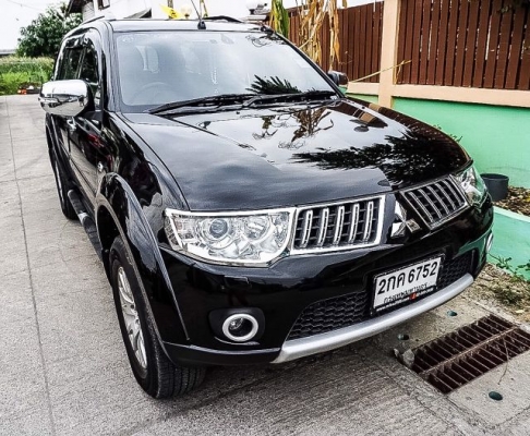 ขาย 2013 Mitsubishi Pajero Sport GT 2.5AT เกียร์ออโต้ดีเซลรุ่นTOPสุดวิ่งน้อย สภาพสวยมากไม่มีชนไม่เคยทำสีล้านเปอร์เซ็นถูกๆด่วน