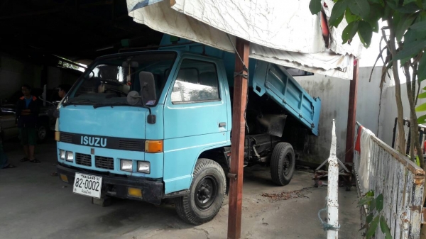 สึล้อ อีซูชุ NKR100ดั้ม3คิว สภาพดีสวยบางเดิม ทะเบียนพร้อมโอน สึล้อ อีซูชุ NKR100ดั้ม3คิว สภาพดีสวยบางเดิม ทะเบียนพร้อมโอน