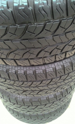 ขาย ยางA/T ขอบ 18 สวยๆ